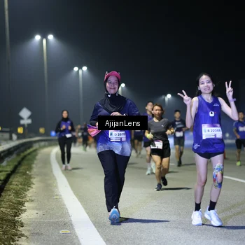Runner Photo 7348402