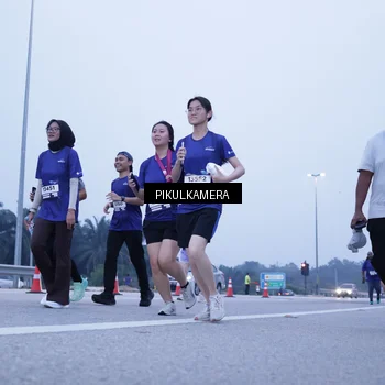 Runner Photo 7348409
