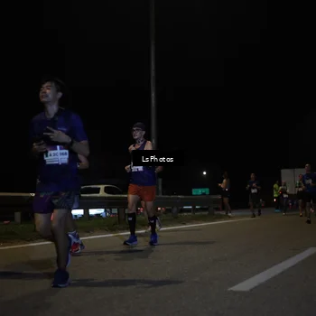 Runner Photo 7348413