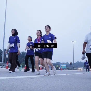 Runner Photo 7348416