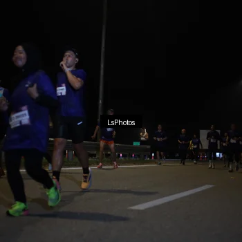 Runner Photo 7348495