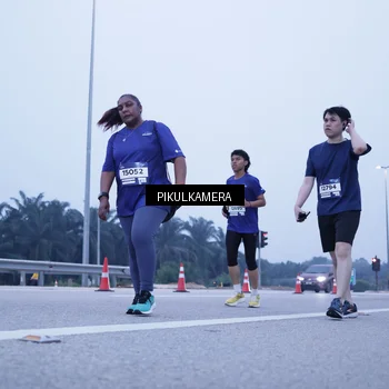 Runner Photo 7348598