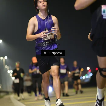 Runner Photo 7348672