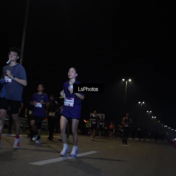 Runner Photo 7348748