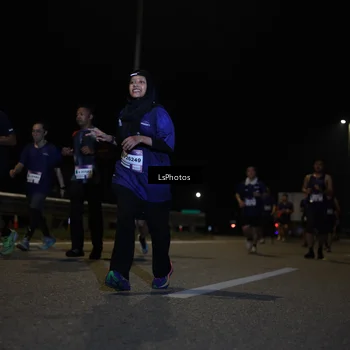 Runner Photo 7348769