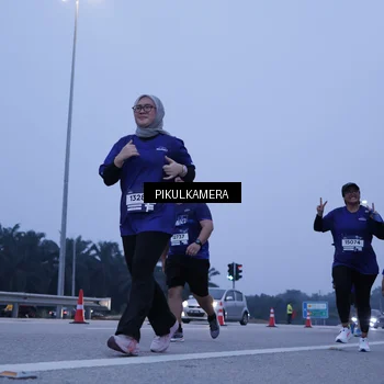 Runner Photo 7348778
