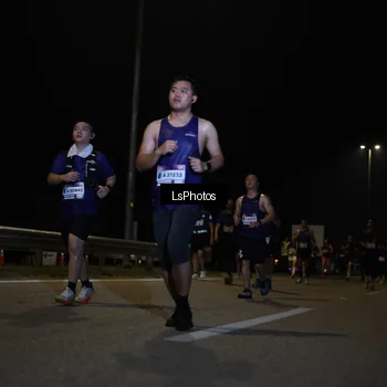 Runner Photo 7348786