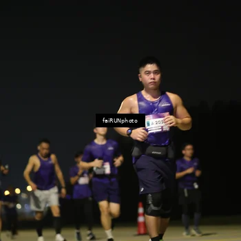 Runner Photo 7348793