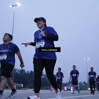 Runner Photo 7348823