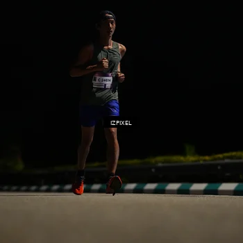 Runner Photo 7348888