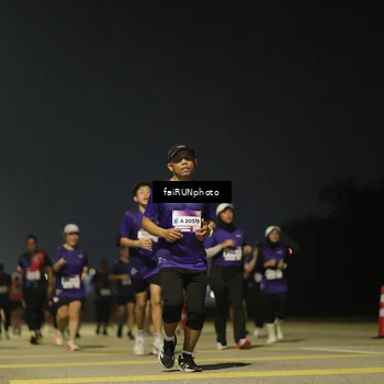 Runner Photo 7348891