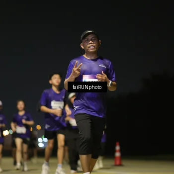 Runner Photo 7348905
