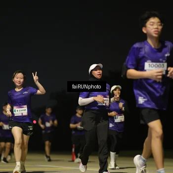 Runner Photo 7348917
