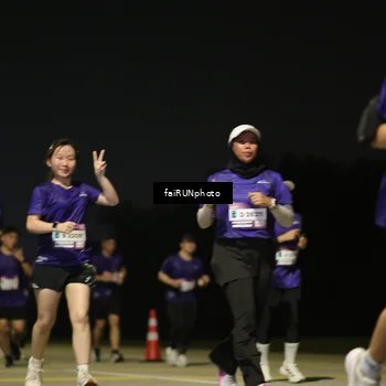 Runner Photo 7348918