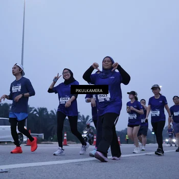 Runner Photo 7348983