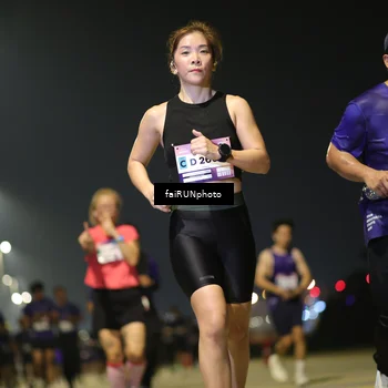 Runner Photo 7349001
