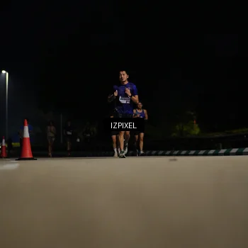 Runner Photo 7349002