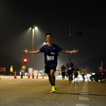 Runner Photo 7349009