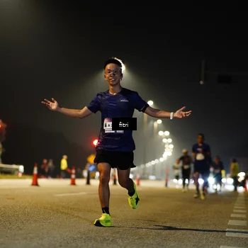 Runner Photo 7349024