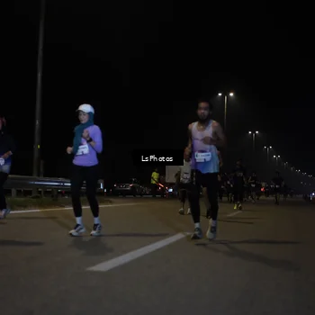 Runner Photo 7349030