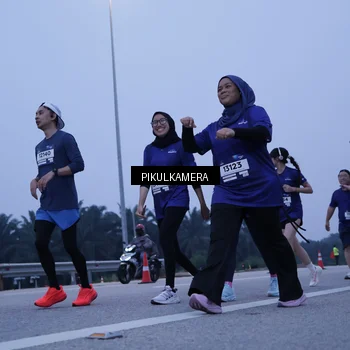 Runner Photo 7349032