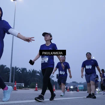 Runner Photo 7349038