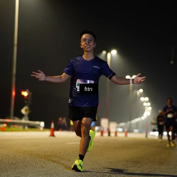Runner Photo 7349045