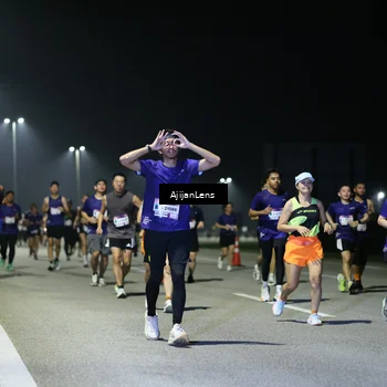 Runner Photo 7349055