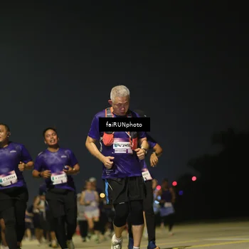 Runner Photo 7349056
