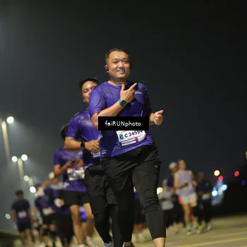 Runner Photo 7349075