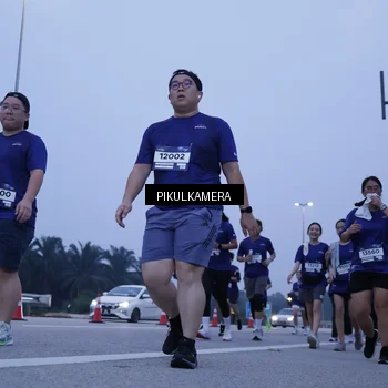 Runner Photo 7349078
