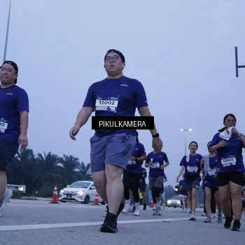 Runner Photo 7349087