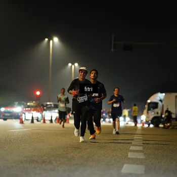 Runner Photo 7349106