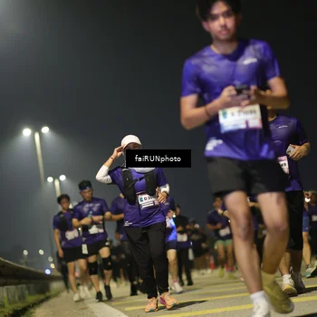 Runner Photo 7349114