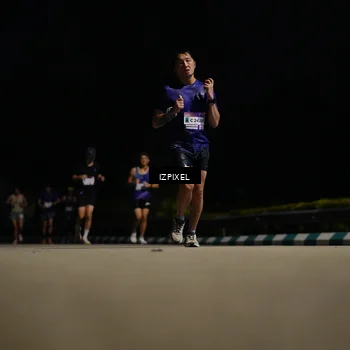 Runner Photo 7349119
