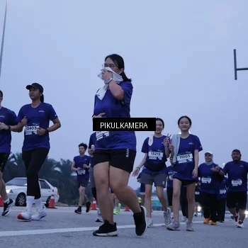Runner Photo 7349136