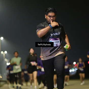 Runner Photo 7349207