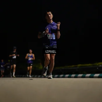 Runner Photo 7349236
