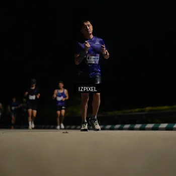 Runner Photo 7349255