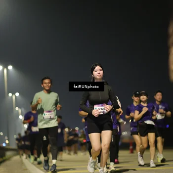 Runner Photo 7349270