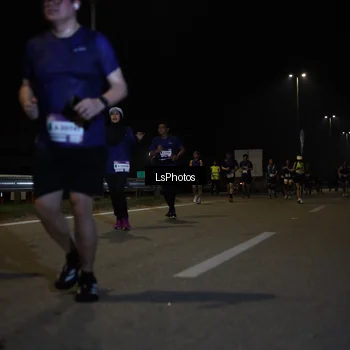Runner Photo 7349308