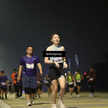 Runner Photo 7349360
