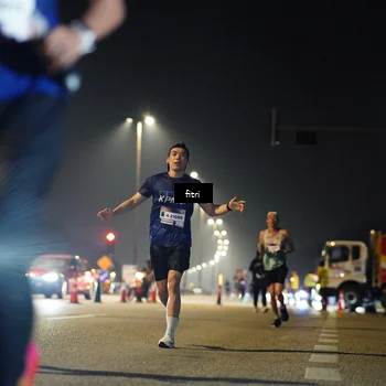 Runner Photo 7349363