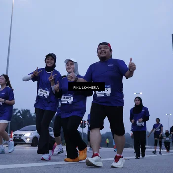 Runner Photo 7349384