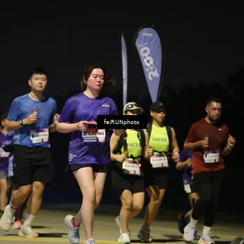Runner Photo 7349387