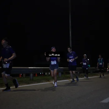 Runner Photo 7349390