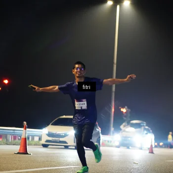 Runner Photo 7349443