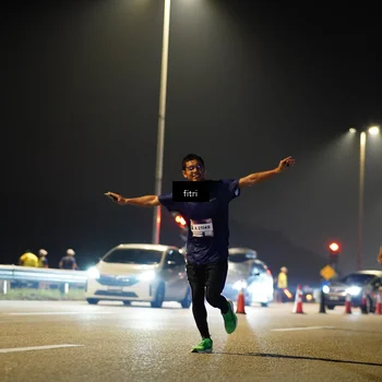 Runner Photo 7349475