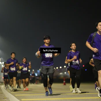 Runner Photo 7349498