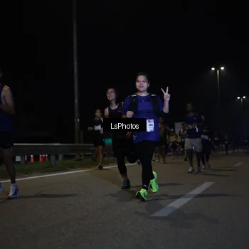 Runner Photo 7349502